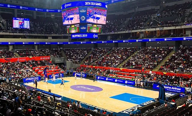 Arena crowd